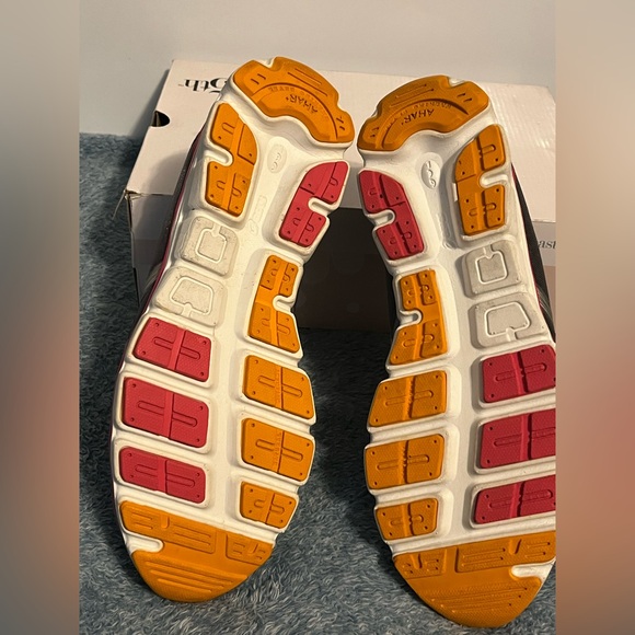 ASICS Running ladies sneakers size 9 - Picture 6 of 13